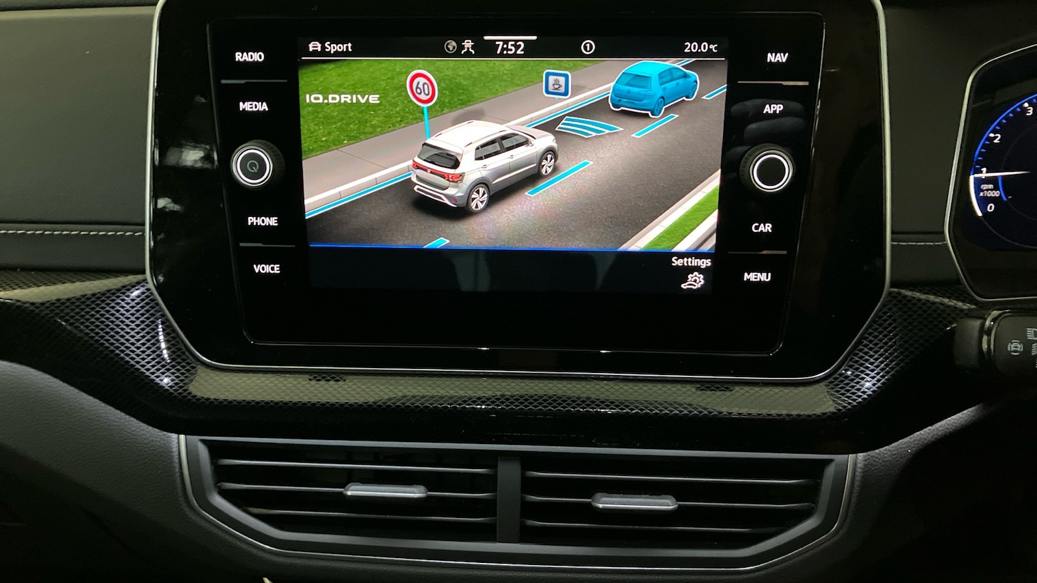 Used Volkswagen T-Cross 2025 for sale - 76968759: Photo 43