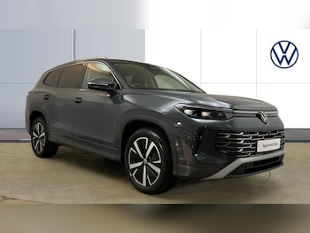 Used Volkswagen Touran 2025 for sale - 77982762: Photo