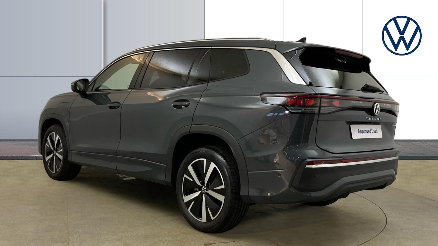 Used Volkswagen Touran 2025 for sale - 77982762: Photo 3