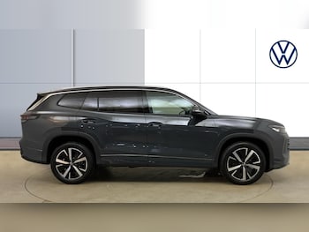 Used Volkswagen Touran 2025 for sale - 77982762: Photo