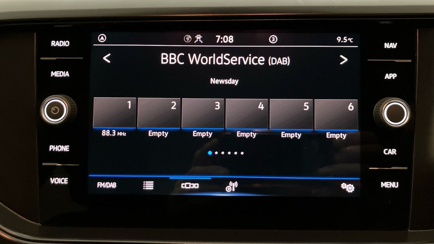 Used Volkswagen T-Cross 2022 for sale - 76725501: Photo 12