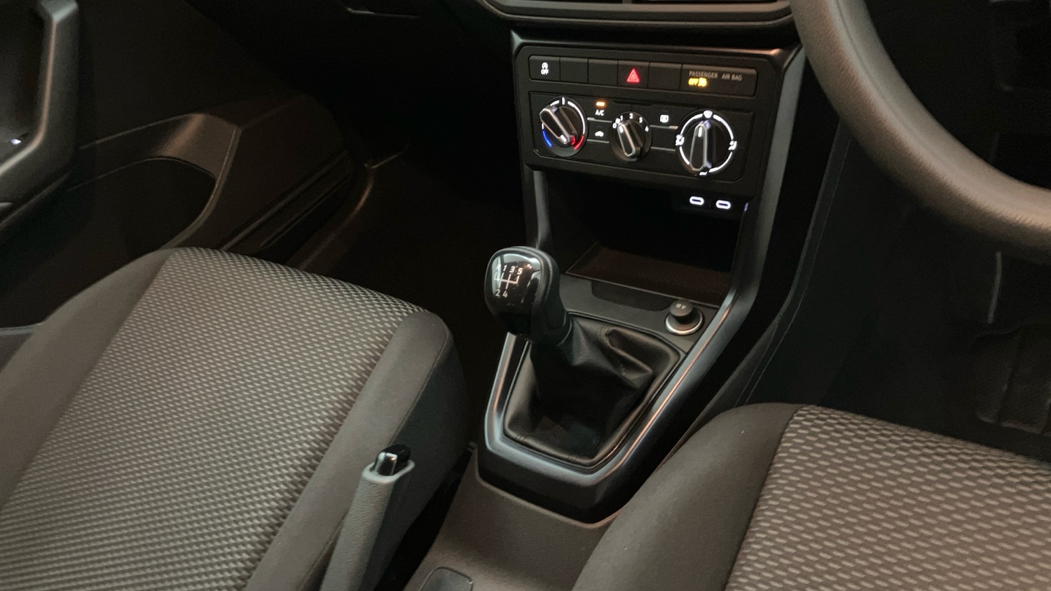 Used Volkswagen T-Cross 2022 for sale - 76725501: Photo 14