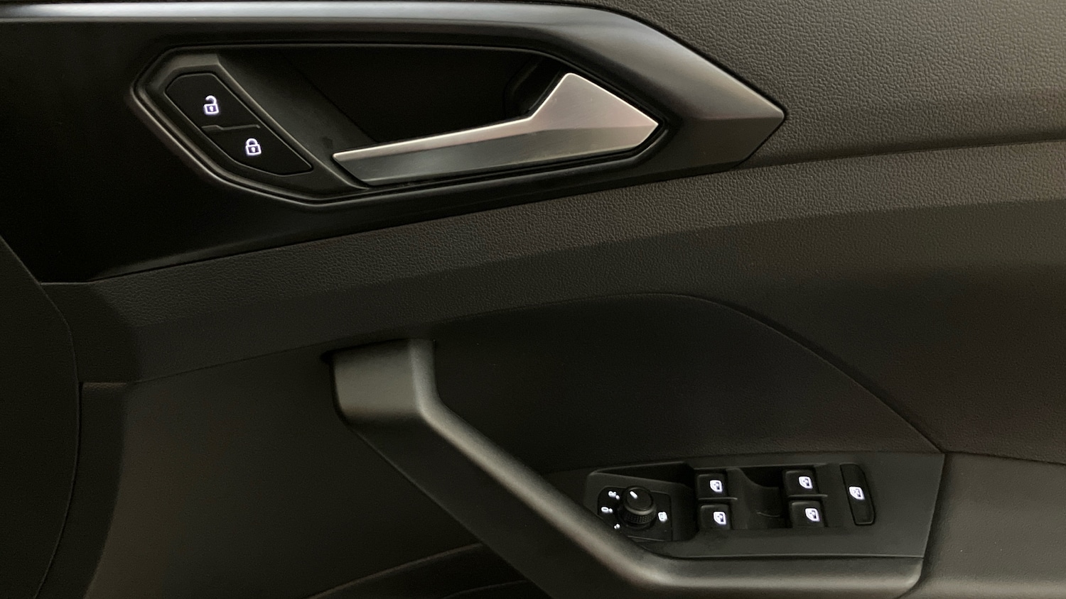 Used Volkswagen T-Cross 2022 for sale - 76725501: Photo 19