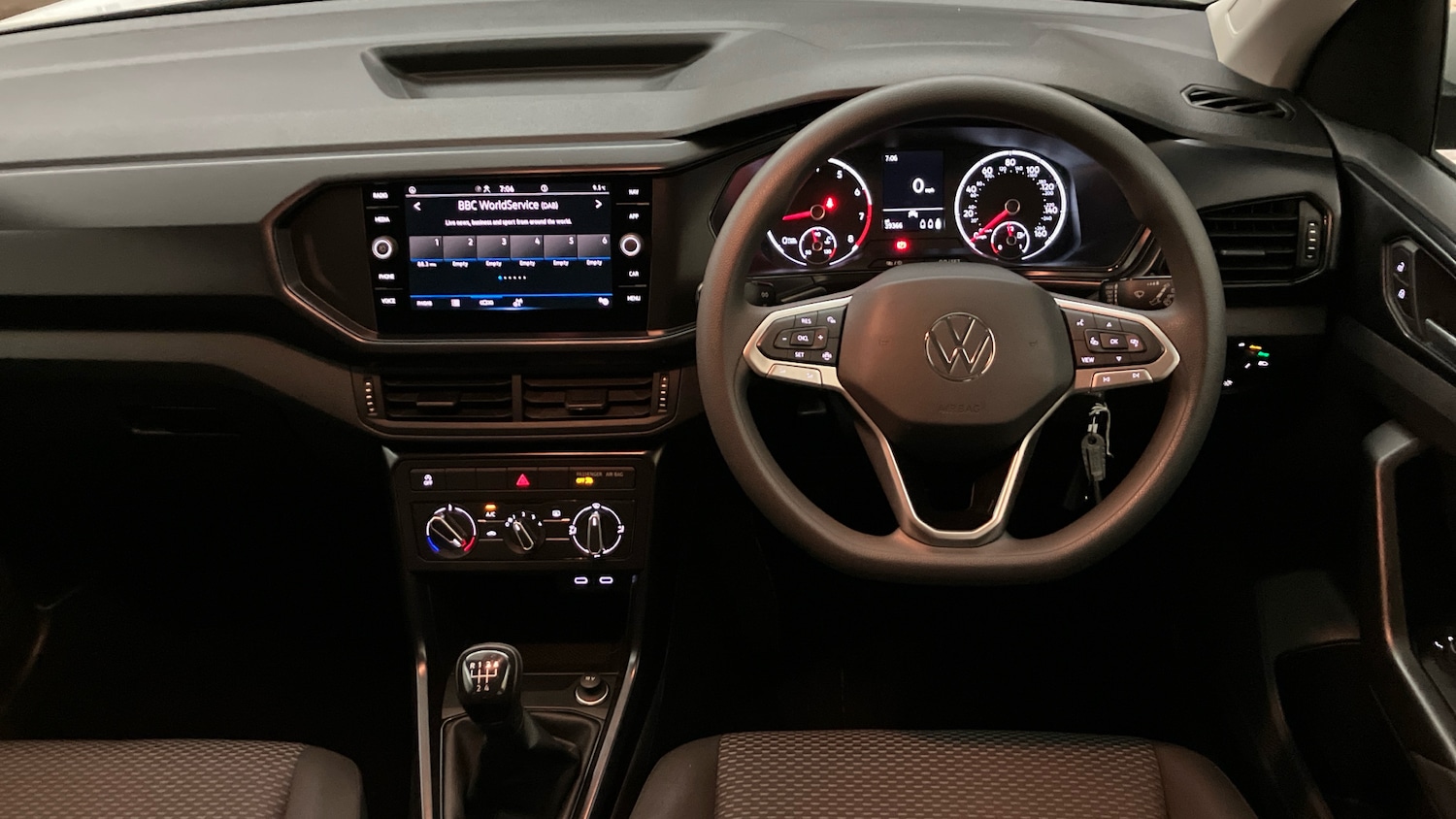 Used Volkswagen T-Cross 2022 for sale - 76725501: Photo 9