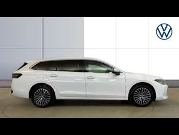 Used Volkswagen Passat 2025 for sale - 74972385: Photo
