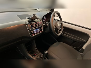 Used Volkswagen up! 2023 for sale - 77718480: Photo