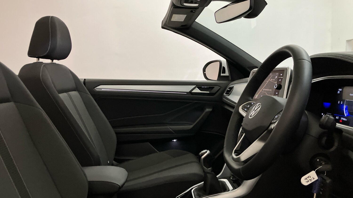 Used Volkswagen T-Roc 2022 for sale - 76232226: Photo 15