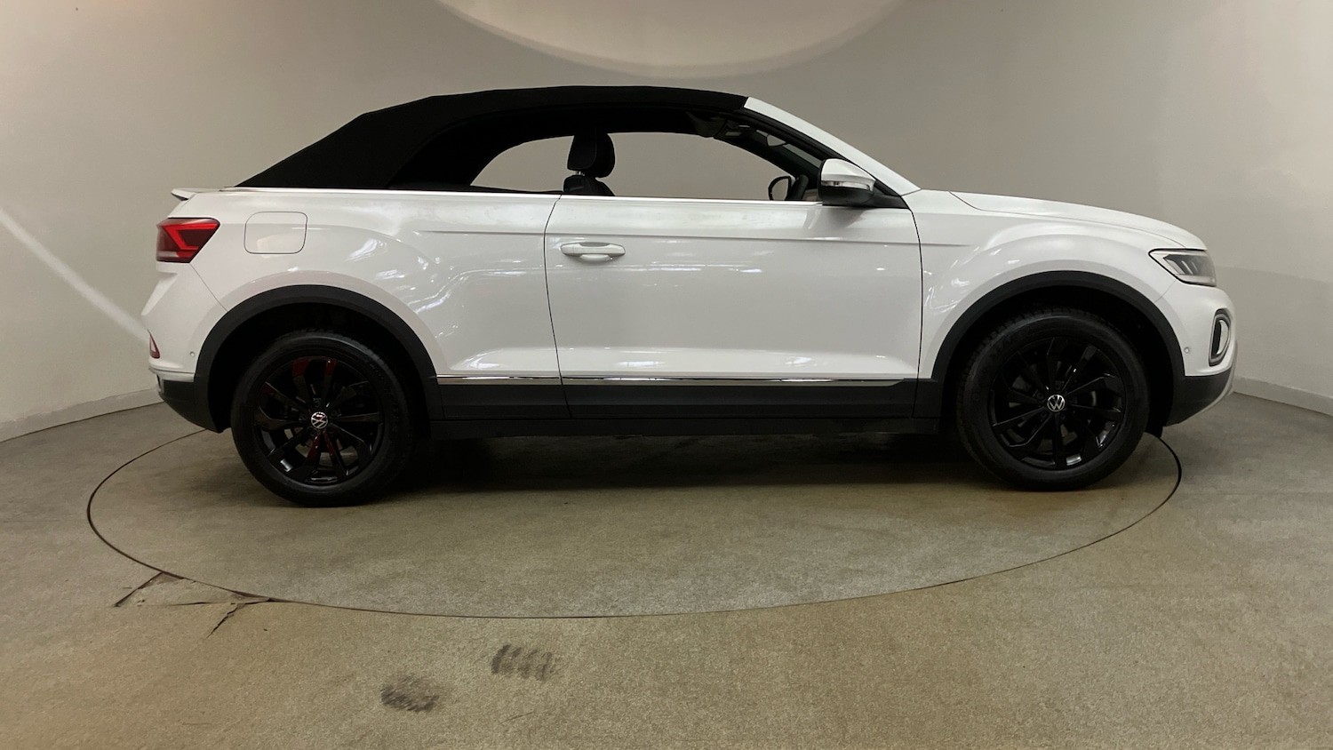 Used Volkswagen T-Roc 2022 for sale - 76232226: Photo 44