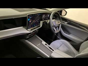 Used Volkswagen Passat 2025 for sale - 74993220: Photo