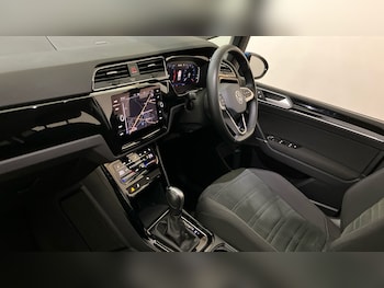 Used Volkswagen Touran 2022 for sale - 78778549: Photo