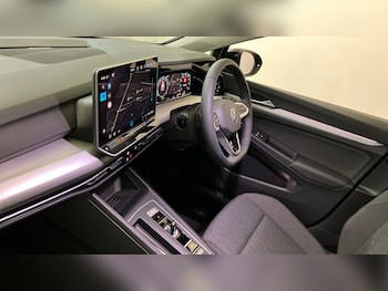 Used Volkswagen Golf 2025 for sale - 75760635: Photo