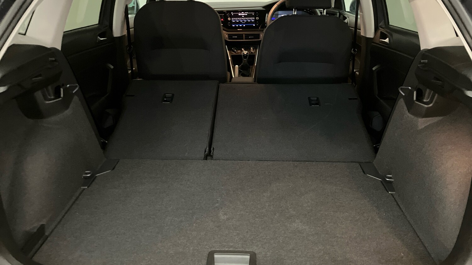 Used Volkswagen Polo 2024 for sale - 77893174: Photo 34