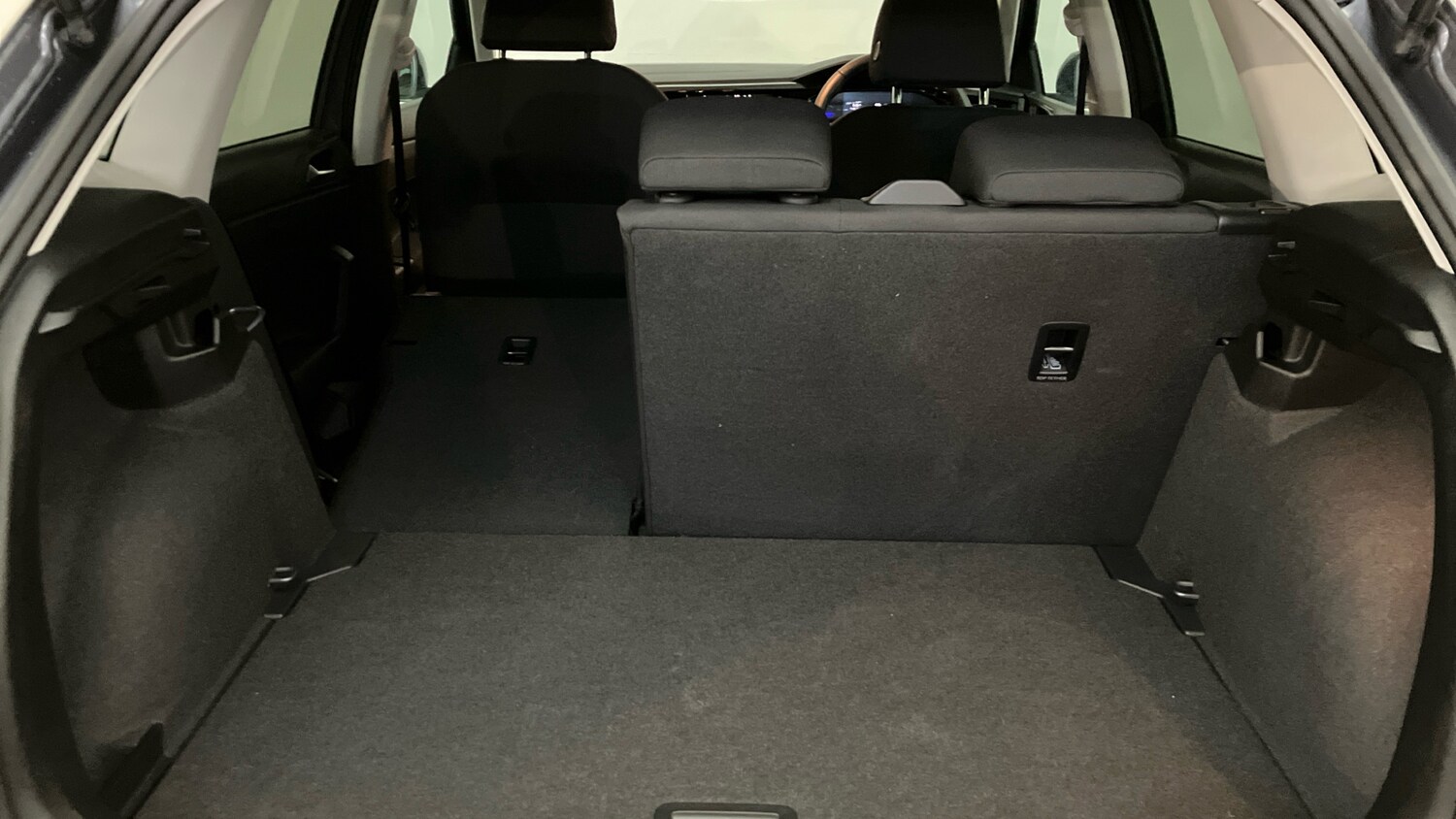 Used Volkswagen Polo 2024 for sale - 77893174: Photo 35