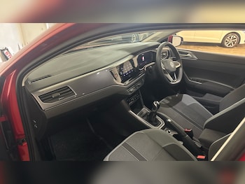 Used Volkswagen Polo 2023 for sale - 78399999: Photo