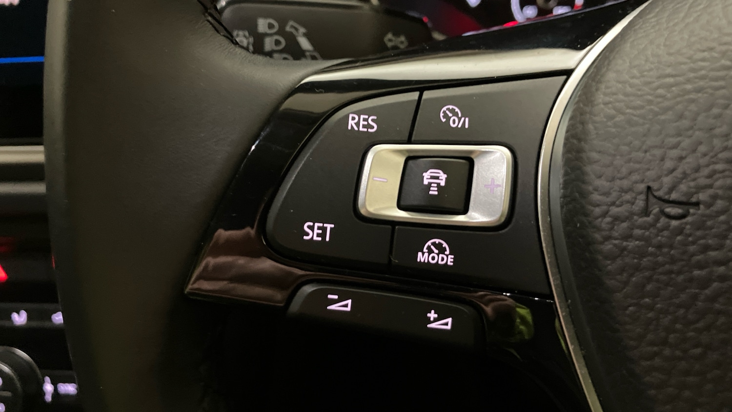 Used Volkswagen T-Roc 2018 for sale - 77225683: Photo 17