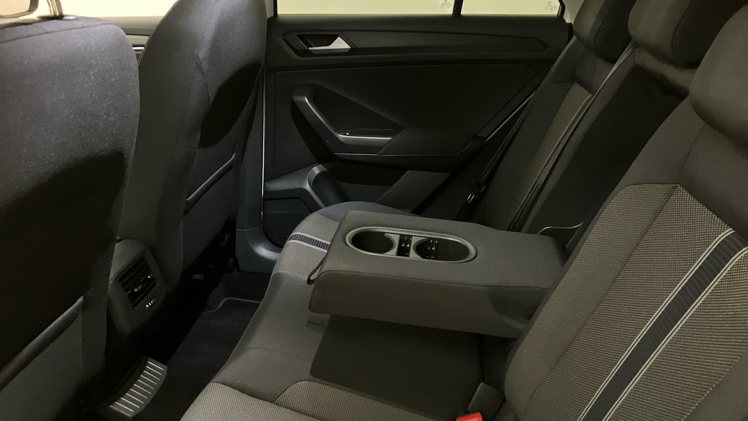 Used Volkswagen T-Roc 2018 for sale - 77225683: Photo 23