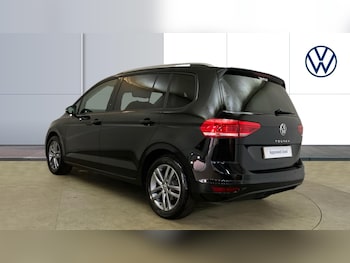 Used Volkswagen Touran 2025 for sale - 76738663: Photo