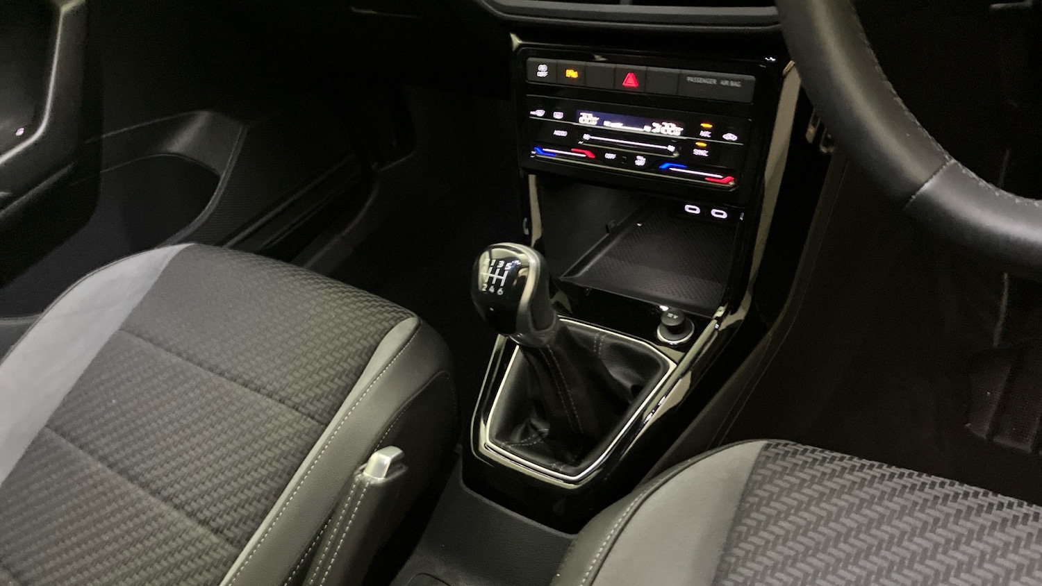 Used Volkswagen T-Cross 2022 for sale - 76402325: Photo 14