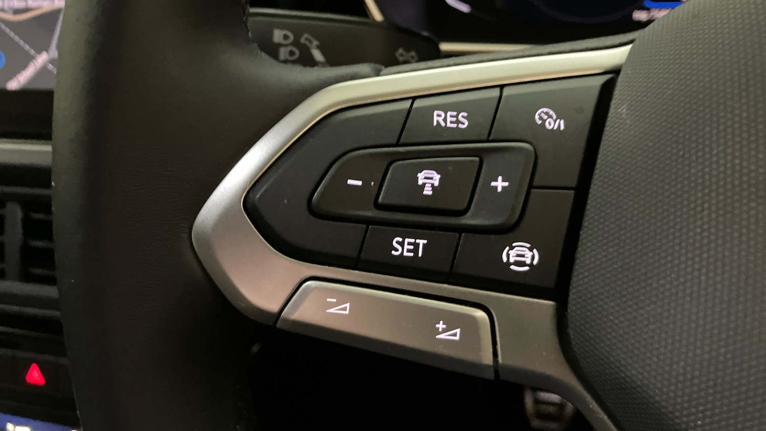 Used Volkswagen T-Cross 2022 for sale - 76402325: Photo 17