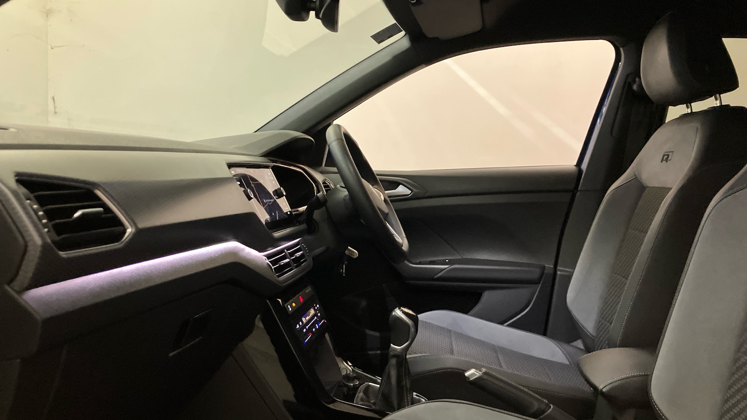 Used Volkswagen T-Cross 2022 for sale - 76402325: Photo 25