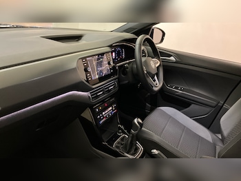 Used Volkswagen T-Cross 2022 for sale - 76402325: Photo