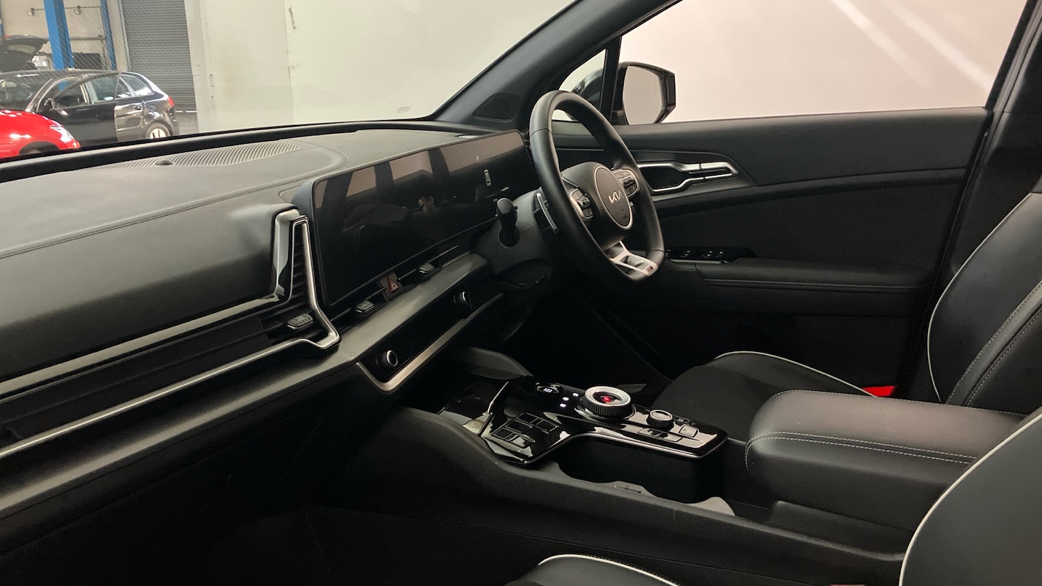 Used Kia Sportage 2023 for sale - 76262771: Photo 2
