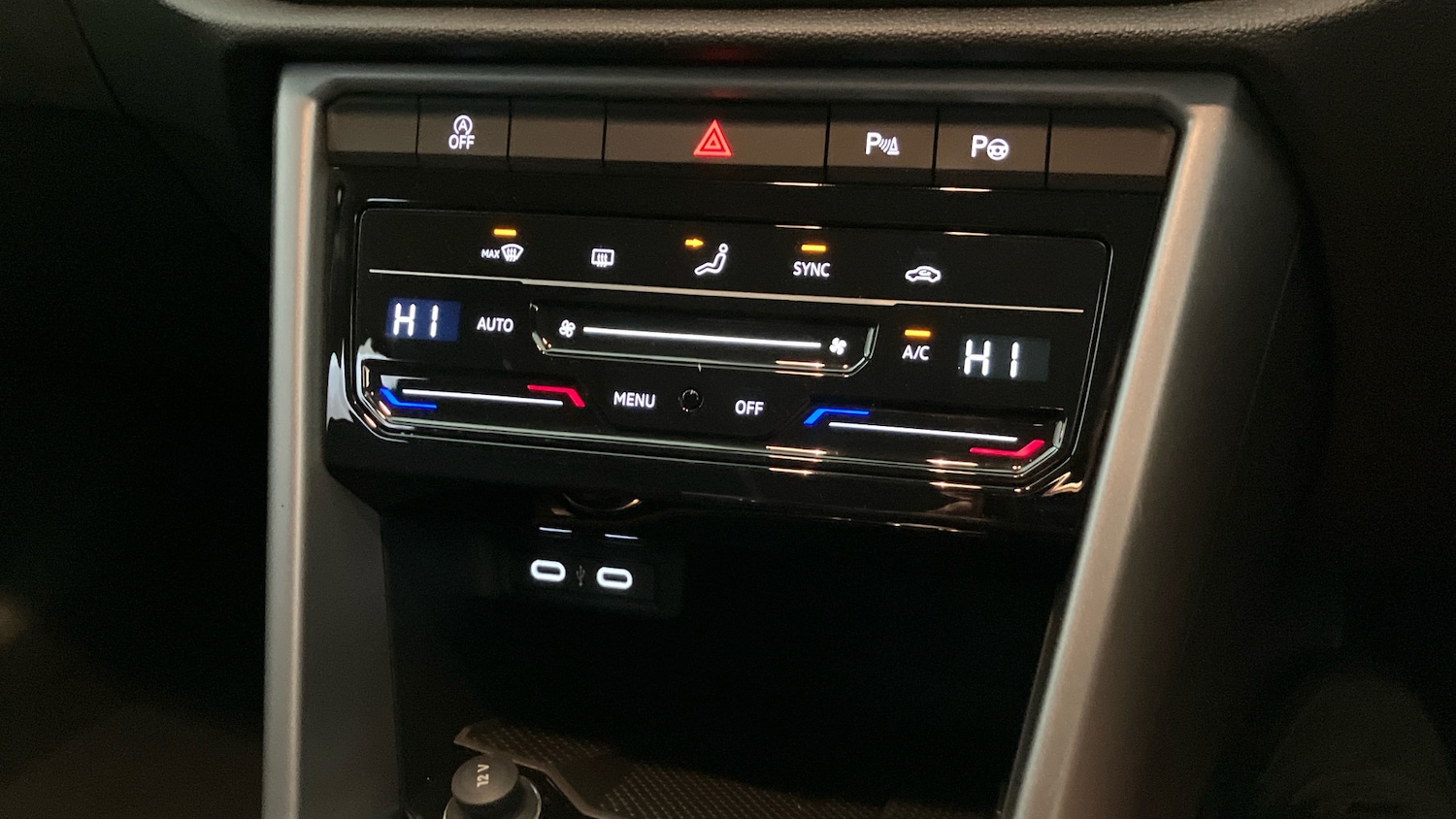 Used Volkswagen T-Roc 2025 for sale - 76381871: Photo 13