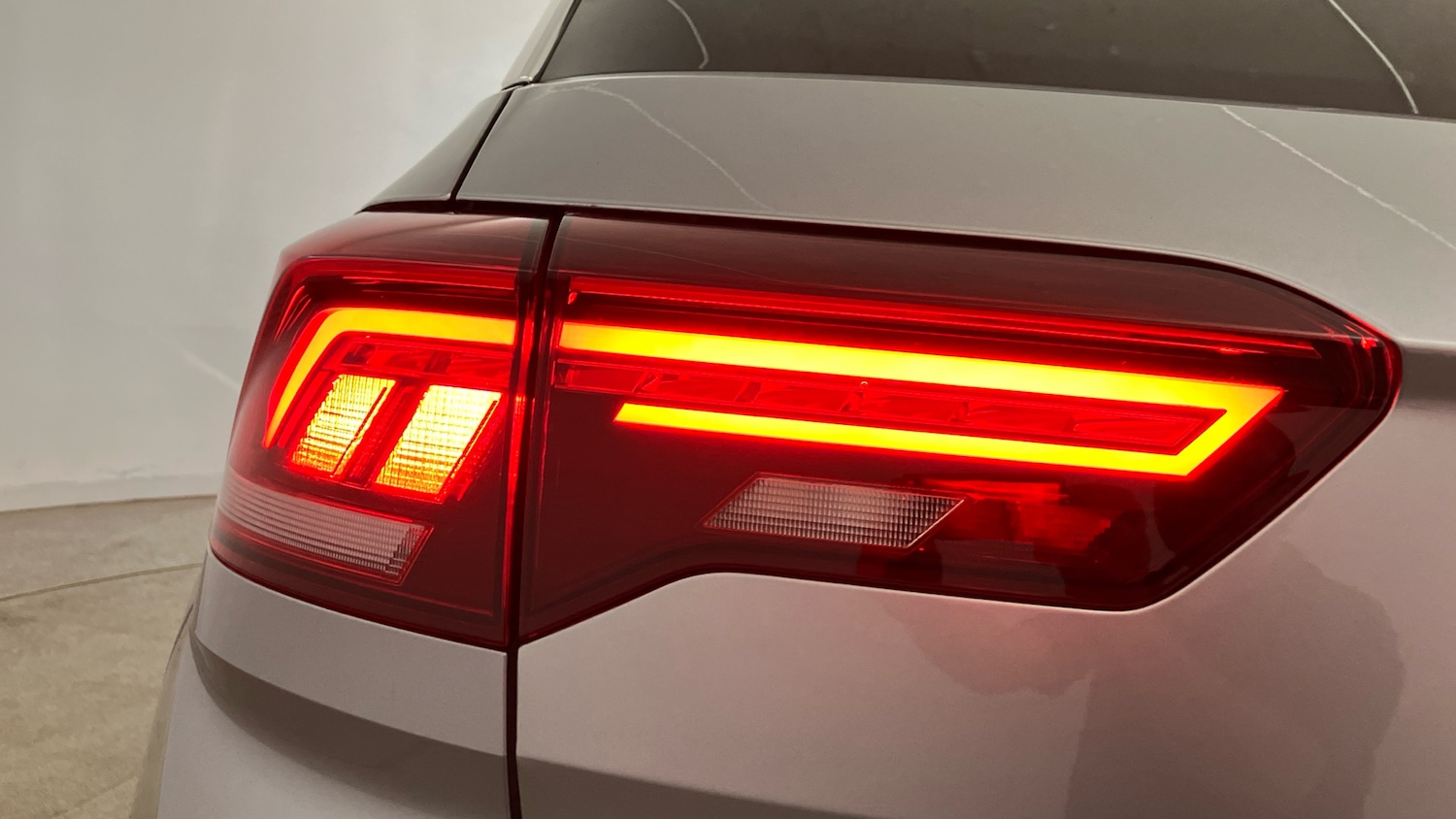 Used Volkswagen T-Roc 2025 for sale - 76381871: Photo 31