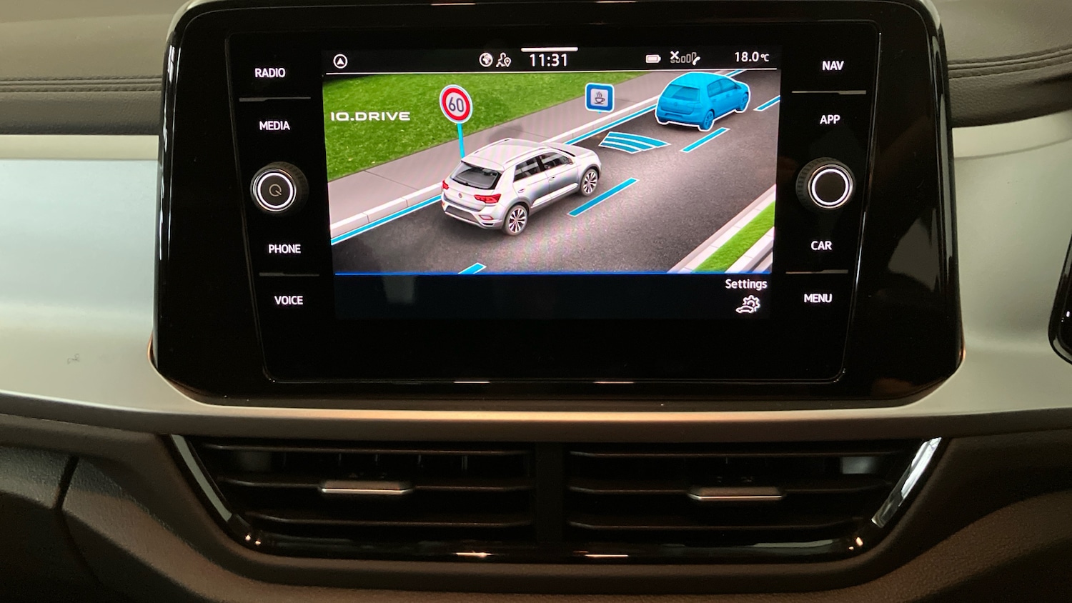 Used Volkswagen T-Roc 2025 for sale - 76381871: Photo 37