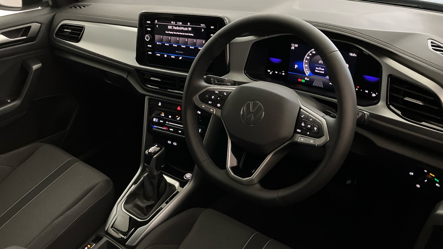 Used Volkswagen T-Roc 2025 for sale - 76381871: Photo 6