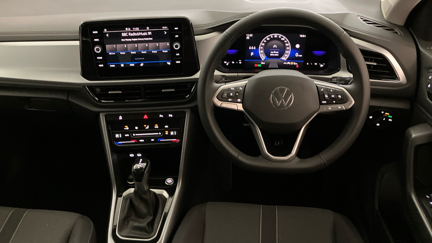 Used Volkswagen T-Roc 2025 for sale - 76381871: Photo 9