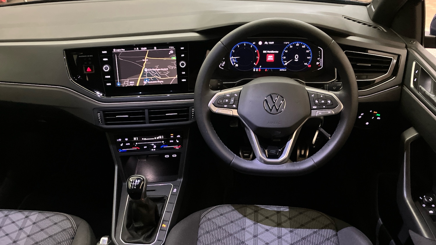 Used Volkswagen Polo 2022 for sale - 76117288: Photo 9