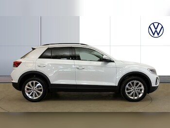 Used Volkswagen T-Roc 2025 for sale - 75790941: Photo