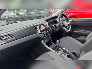 Used Volkswagen Polo 2024 for sale - 78325114: Photo