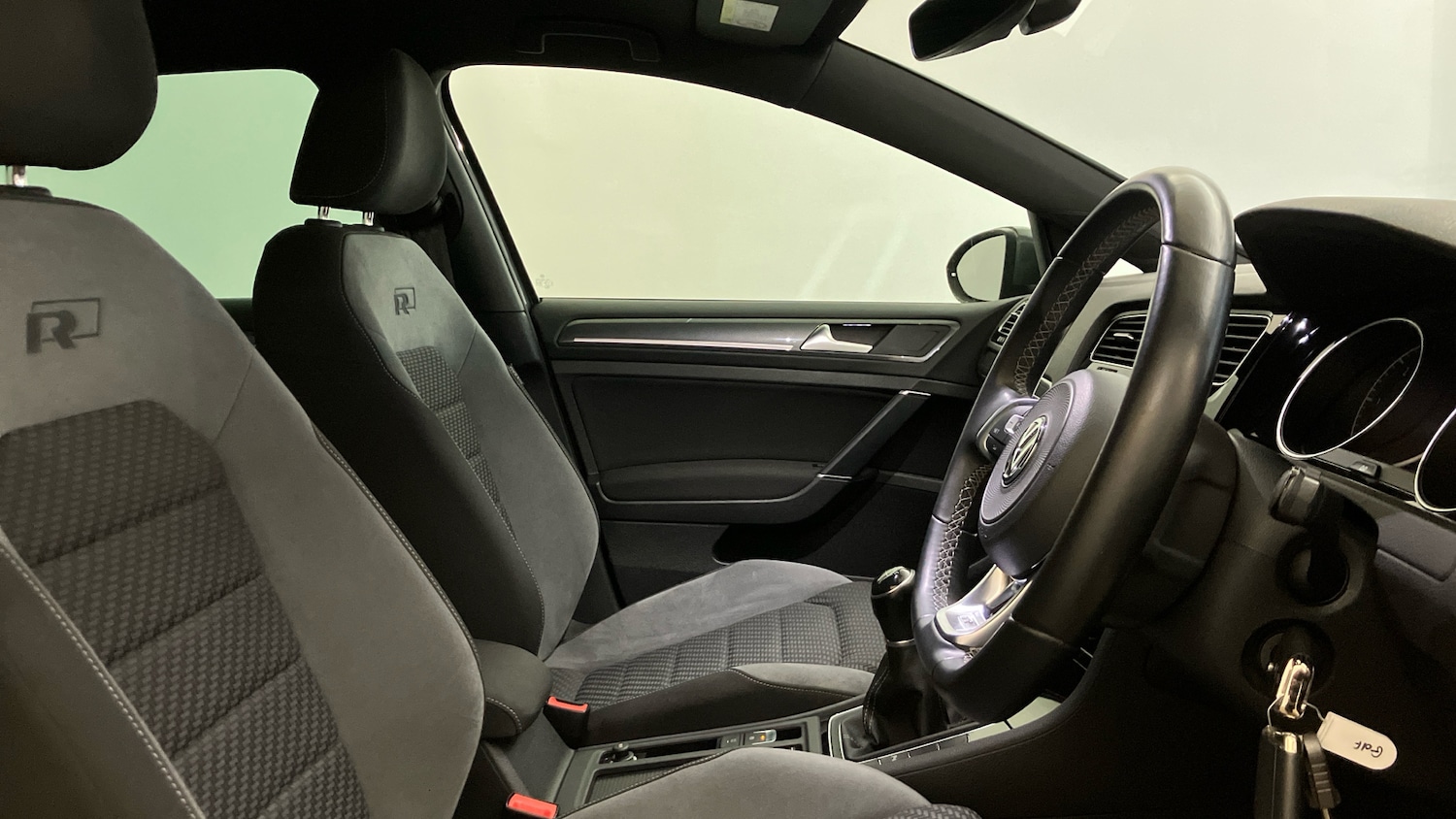 Used Volkswagen Golf 2020 for sale - 77062051: Photo 15