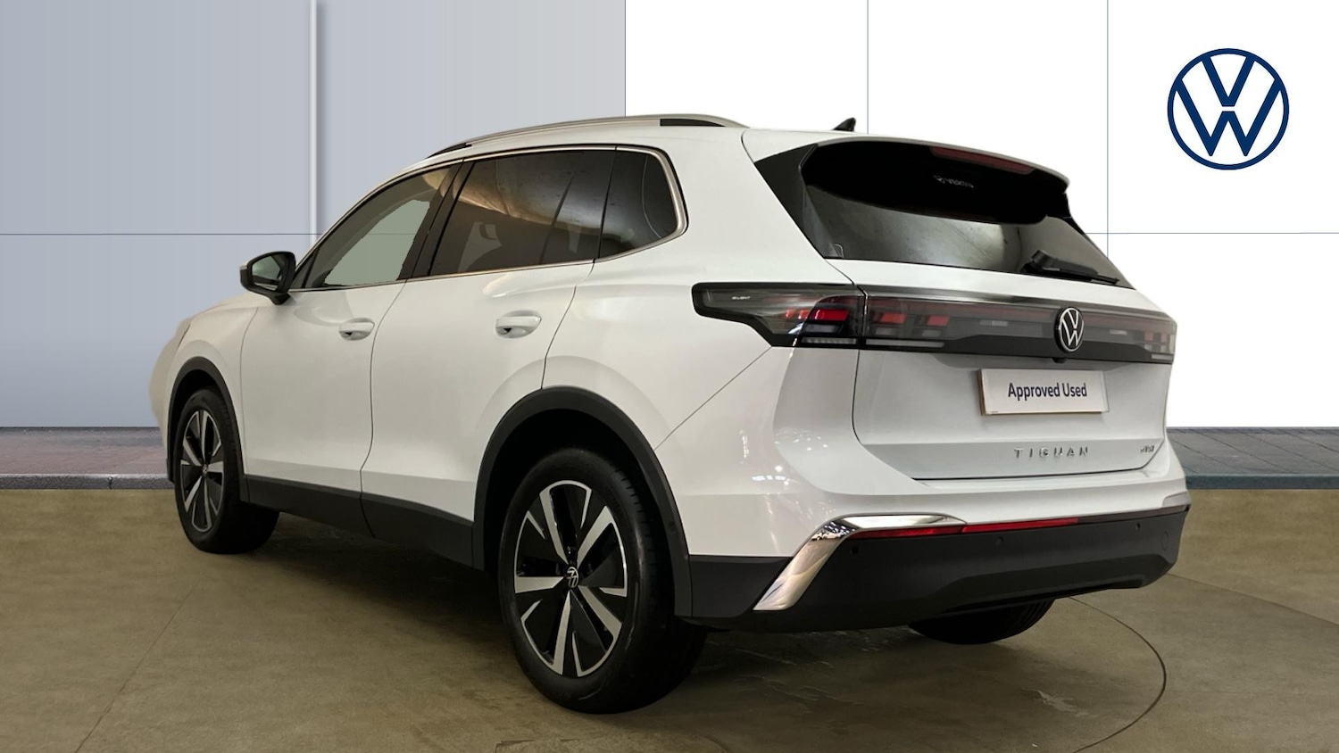 Used Volkswagen Tiguan 2025 for sale - 77273499: Photo 3