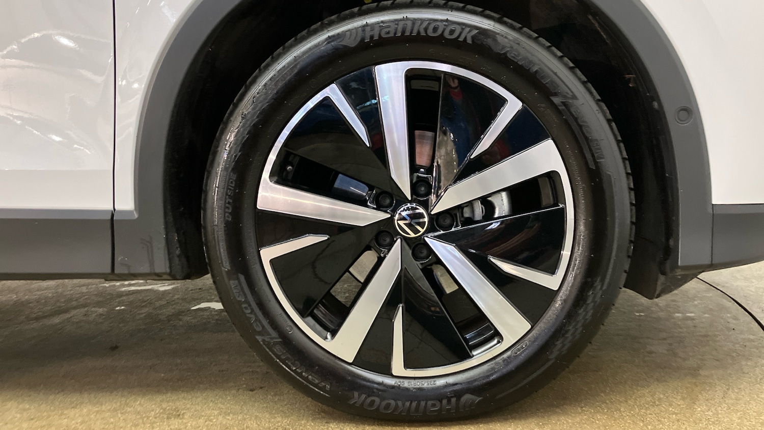 Used Volkswagen Tiguan 2025 for sale - 77273499: Photo 5