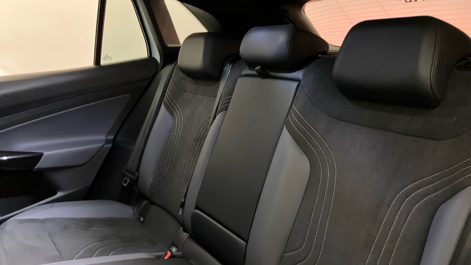 Used Volkswagen ID.4 2022 for sale - 76392235: Photo 16