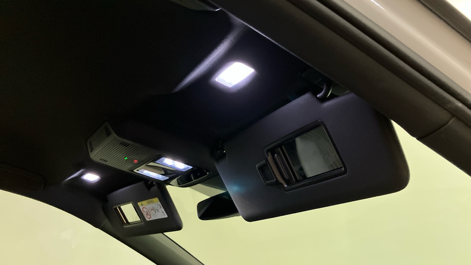 Used Volkswagen ID.4 2022 for sale - 76392235: Photo 34