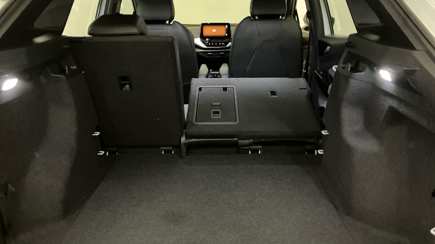 Used Volkswagen ID.4 2022 for sale - 76392235: Photo 43