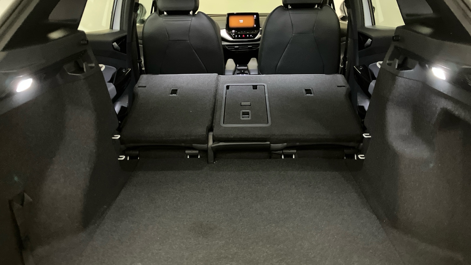 Used Volkswagen ID.4 2022 for sale - 76392235: Photo 44