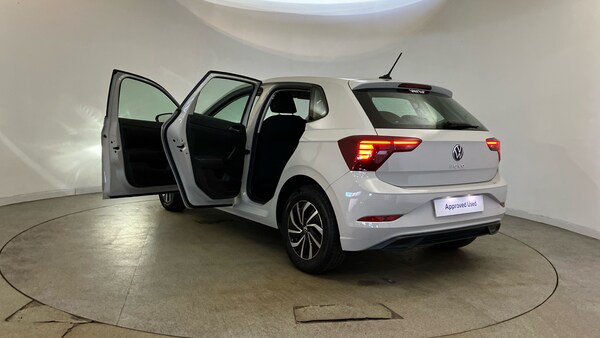 Used Volkswagen Polo 2022 for sale - 76117284: Photo 41