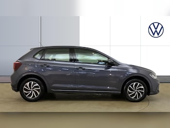 Used Volkswagen Polo 2022 for sale - 77501640: Photo