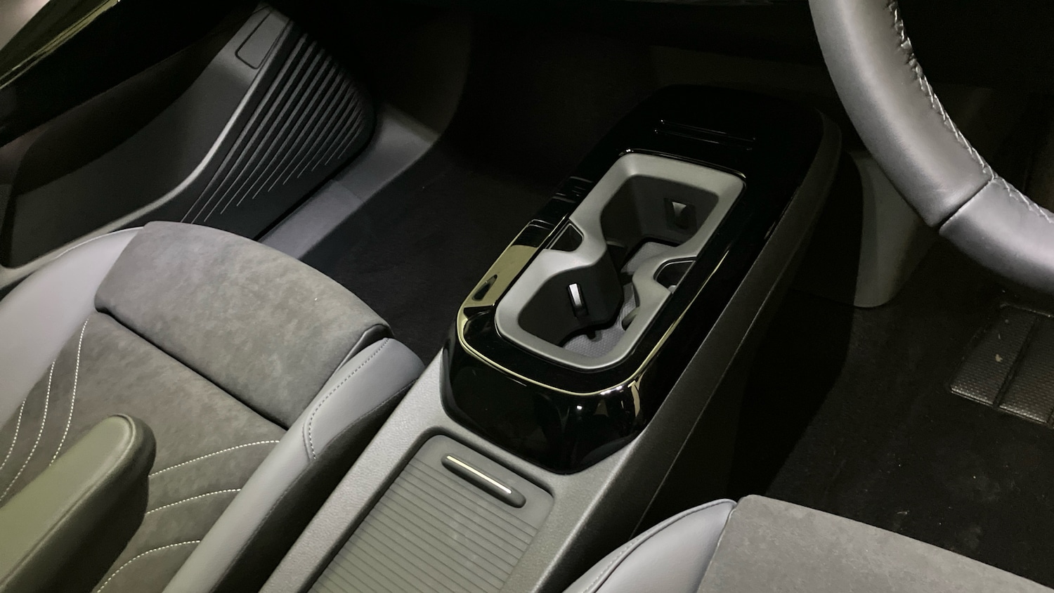 Used Volkswagen ID.4 2025 for sale - 76317396: Photo 14