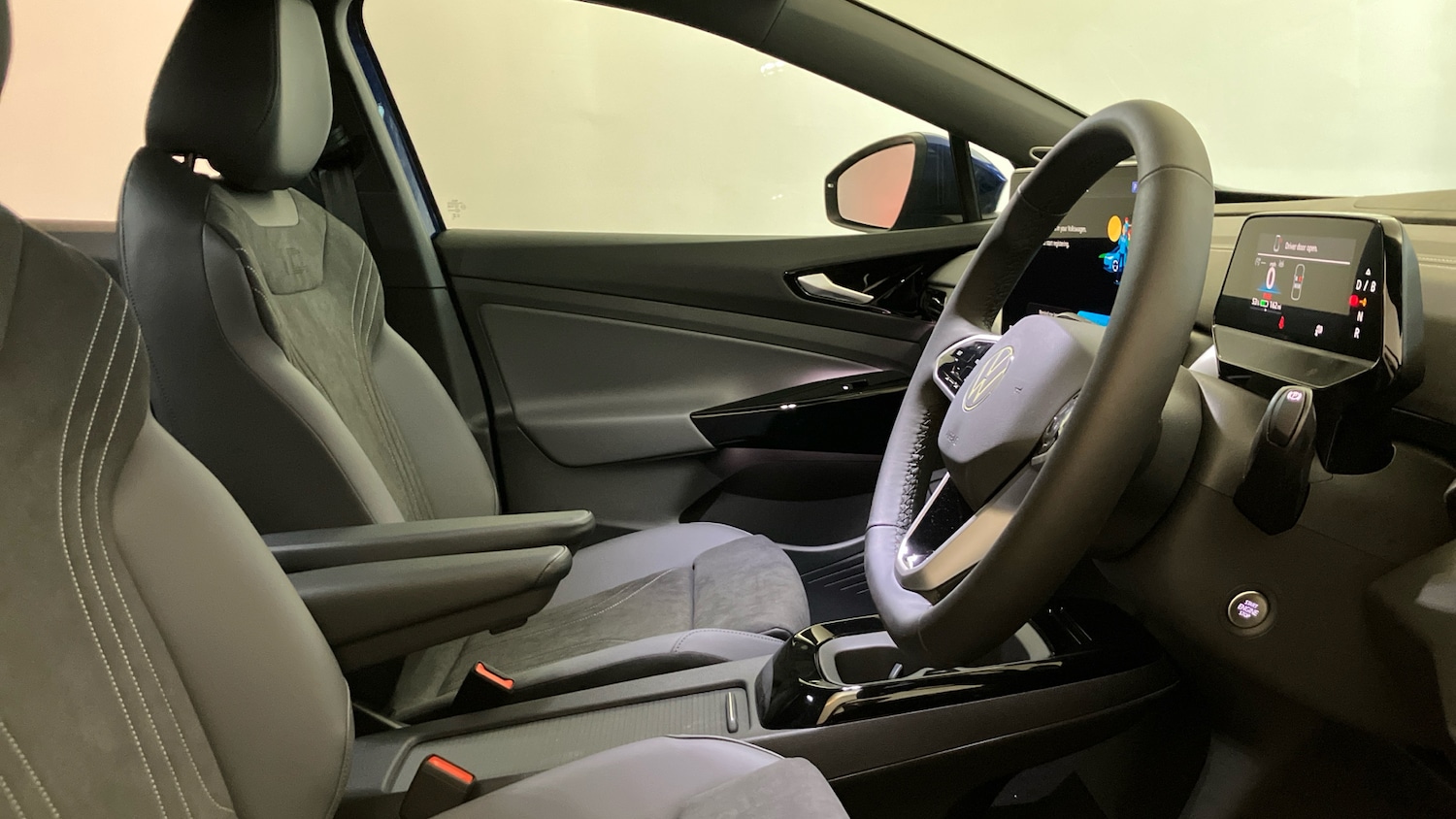 Used Volkswagen ID.4 2025 for sale - 76317396: Photo 15