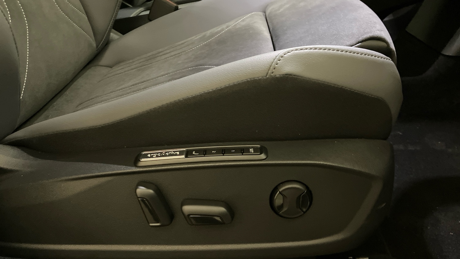 Used Volkswagen ID.4 2025 for sale - 76317396: Photo 27