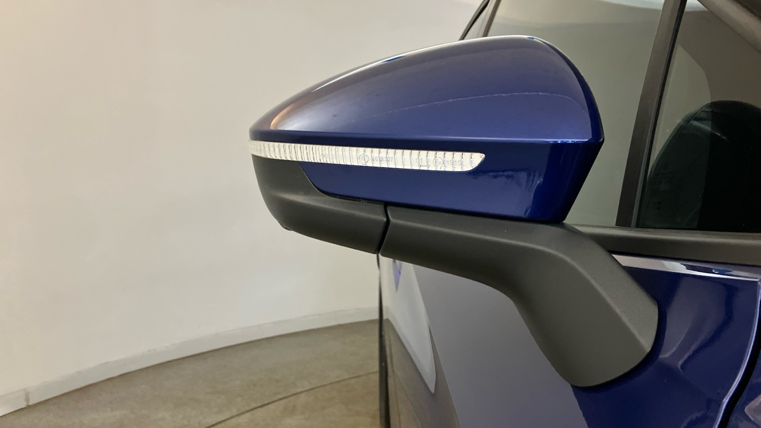 Used Volkswagen ID.4 2025 for sale - 76317396: Photo 29