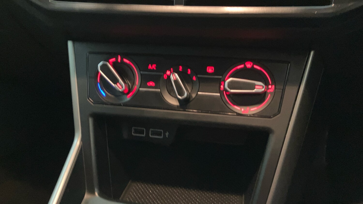 Used Volkswagen Polo 2019 for sale - 76627801: Photo 13