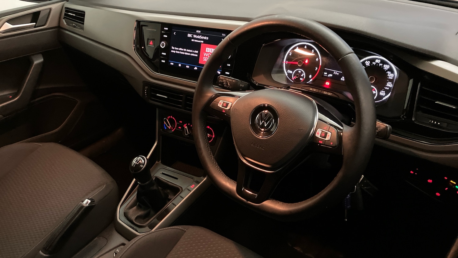 Used Volkswagen Polo 2019 for sale - 76627801: Photo 6