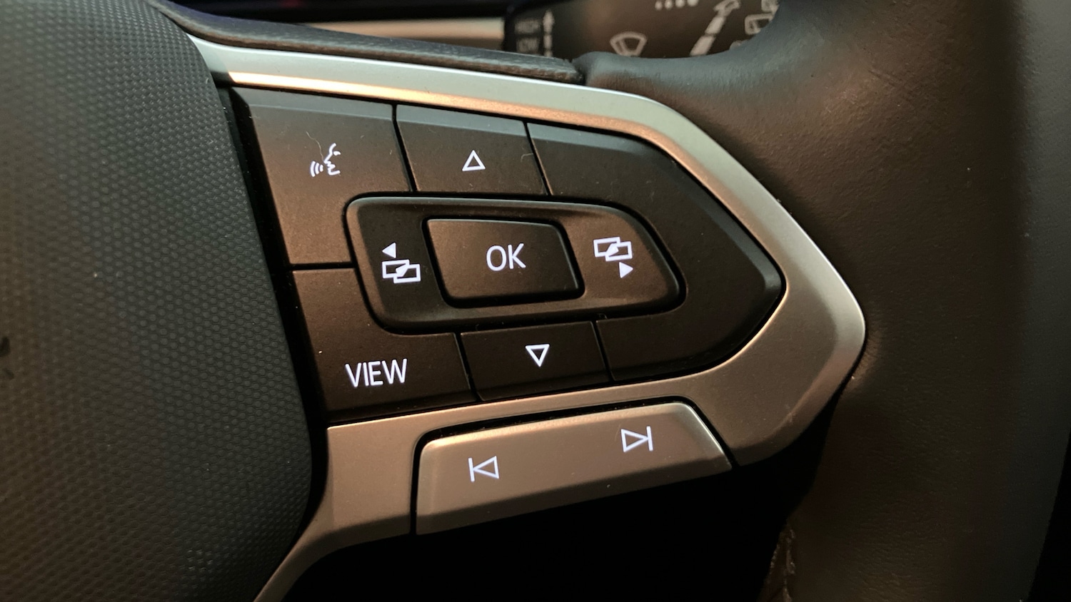 Used Volkswagen T-Roc 2025 for sale - 77324381: Photo 18